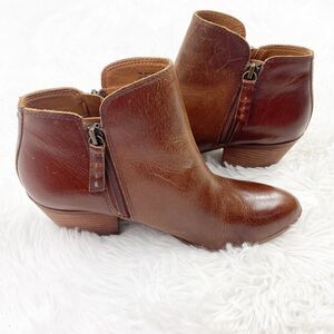 Frye And Co Judith Double Zipper Brown Whiskey Leather Booties